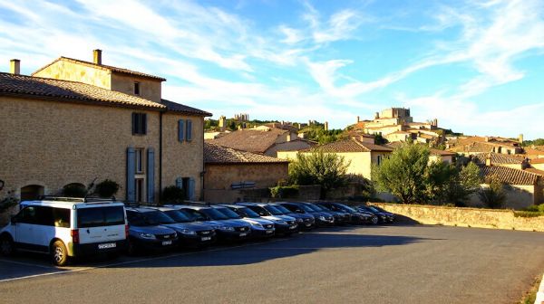 Véhicules utilitaires et voitures à louer à Avignon